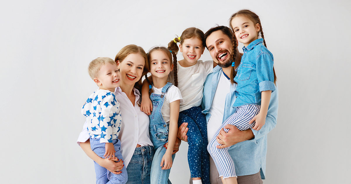 large family of 6