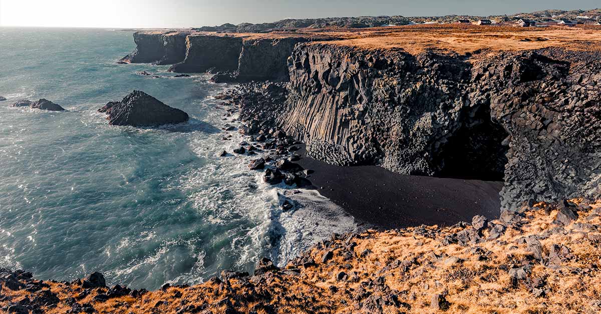 ocean side cliffs