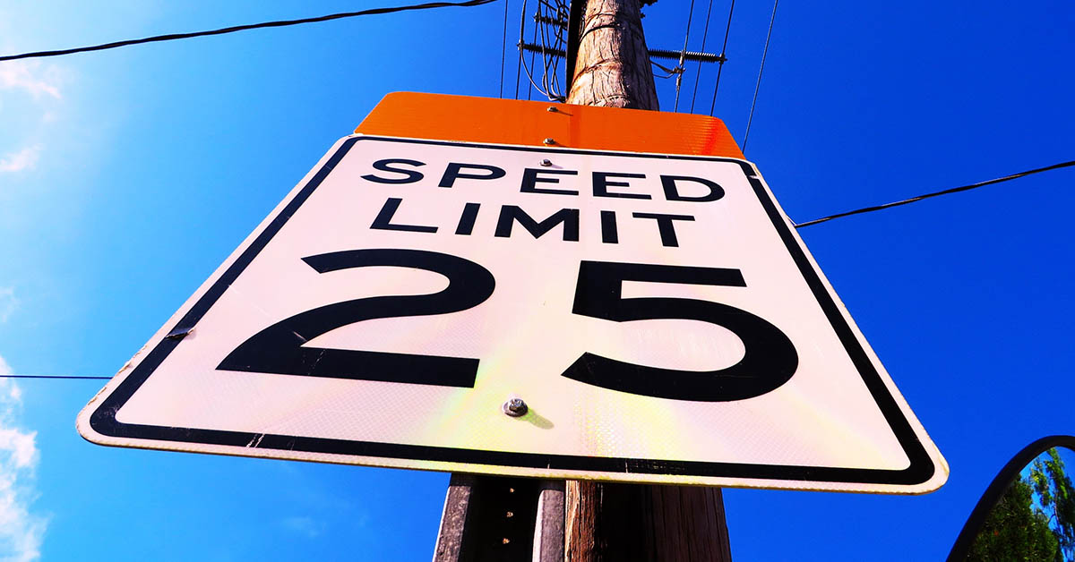 speed limit 25 sign