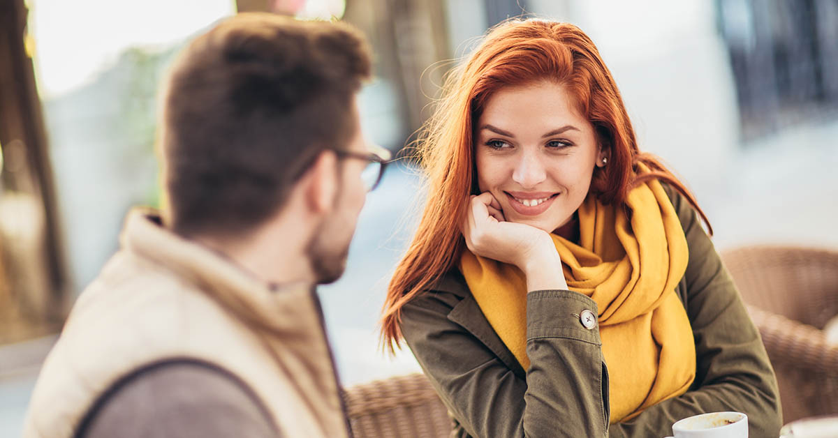 couple staring at one another in love benching trend