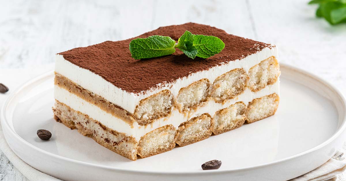 order dessert cake slice
