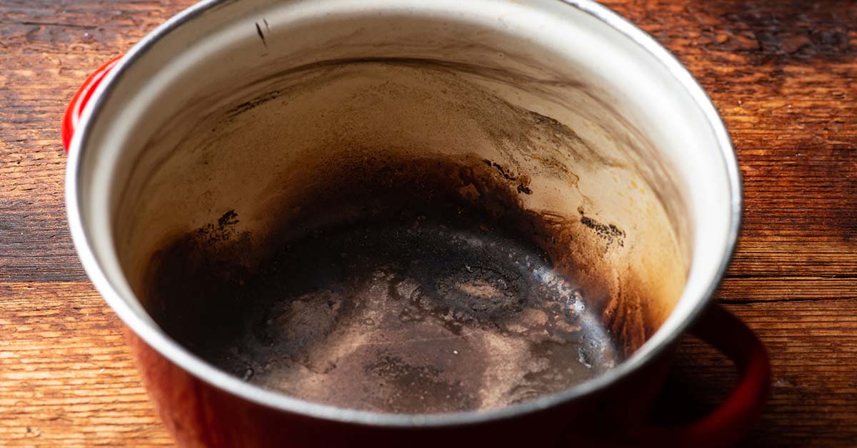 THROW AWAY COFFEE CUP